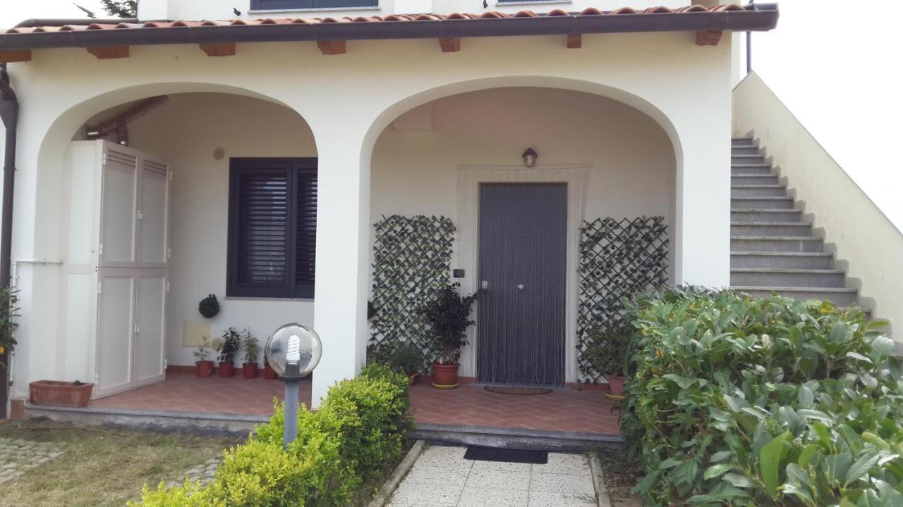 Borgo Nicoletta Case Per Le Vacanze Filandari Exterior photo
